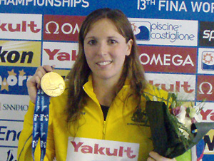 sarah katsoulis bronze roma09 photo hmg.jpg